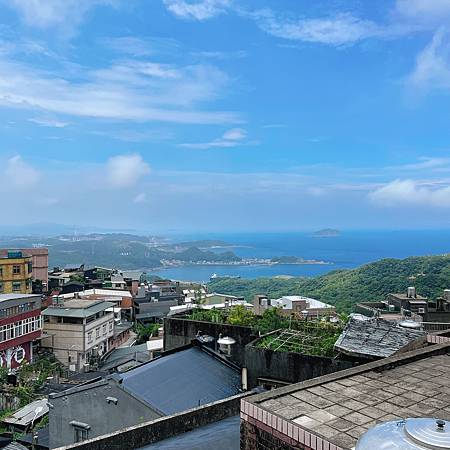 九份住宿｜貼心舒適的住宿空間，九份導覽與精油按摩手拉胚體驗，