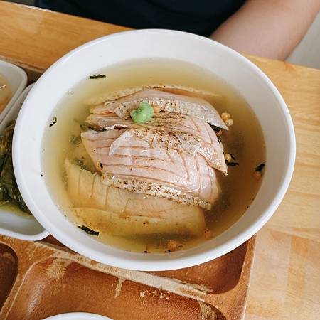 九份美食景點，風景超美又好吃的景觀咖啡廳，九份茶館，吾穀茶糧