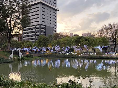 相片 2019-12-25 17 24 56_.jpg 相片 2019-12-25 17 24 56_.jpg