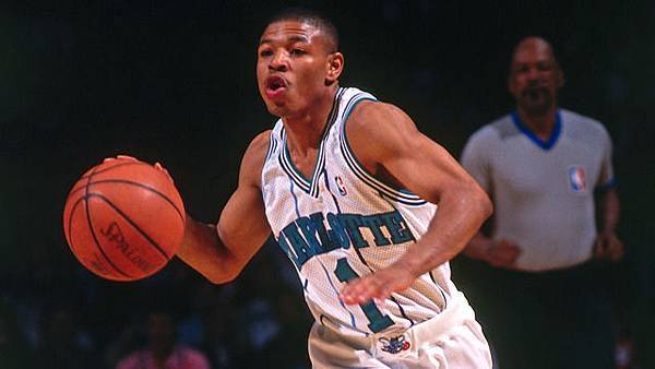 Muggsy Bogues.jpg