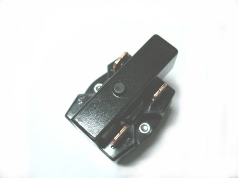 冰箱起動器(黑)3腳_2.jpg 冰箱起動器(黑)3腳_2.jpg