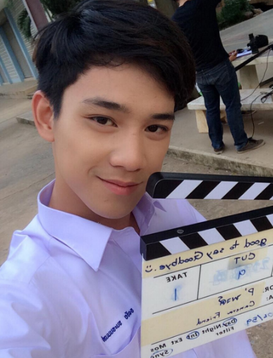 泰劇 《เพราะรัก..จึงจากลา／因為愛，所以離