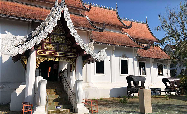 隱於清邁古城中的恬淡靜謐小寺 - วัดเจ็ดลิน 杰林