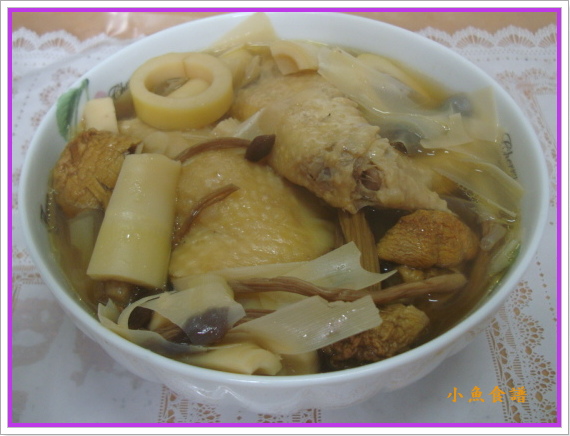 桂竹筍雞湯