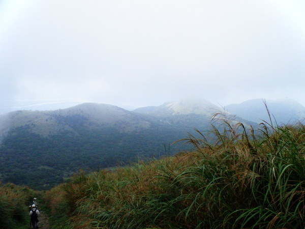 15-01遠眺大屯南峰和西峰 