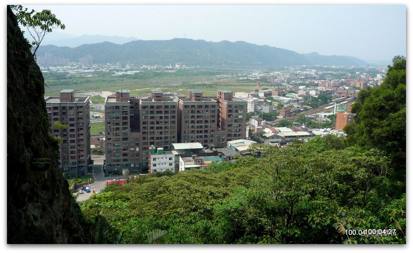 鶯歌石與三步道