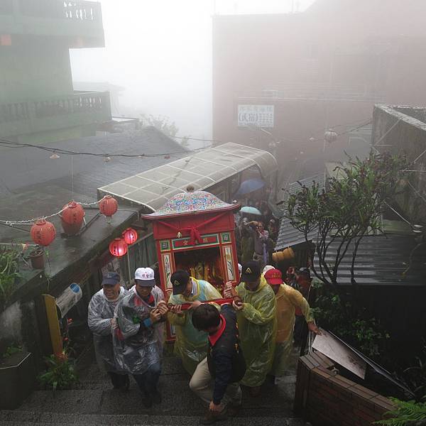 九份天上聖母繞境迎媽祖農曆四月一日。西川滿，張文環與媽祖，七