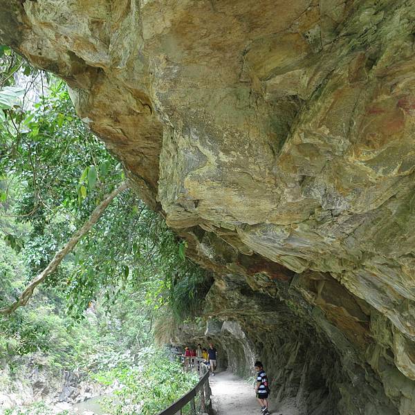 不想讚嘆也很艱難的太魯閣。郎靜山，張大千，太魯閣，天祥。立霧