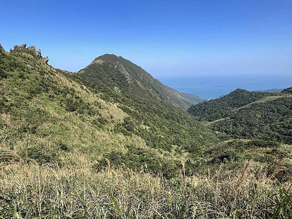 大年初二早上，獨自爬山五小時，大約十二公里。黃金博物館-黑肉