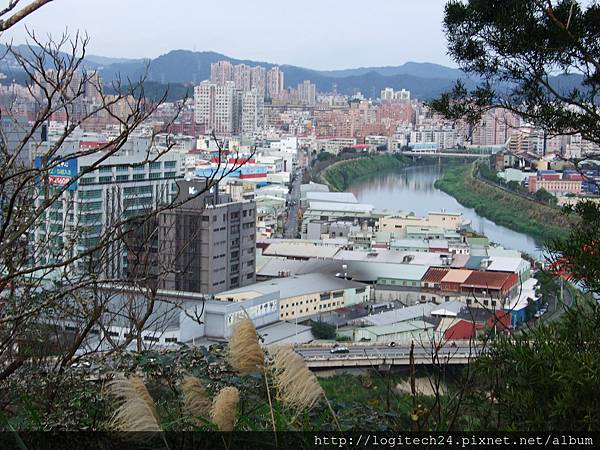 小南港山~(1/3) 小南港山~(1/3)