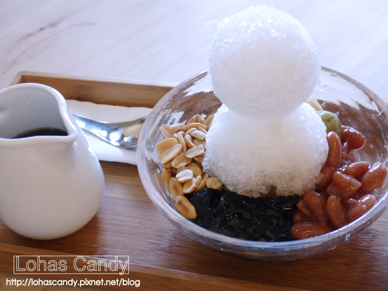 【食記】台中♥波屋BORU BORU➔濃濃日式風甜品！自己動手烤糰子再來個超可愛的雪人刨冰！