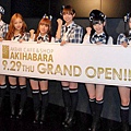 110929 AKB48 カフェOPEN (18).jpg