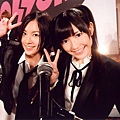 AKB48 25thシングル『GIVE ME FIVE!』店舗特典生写真：セブン-イレブン.jpg