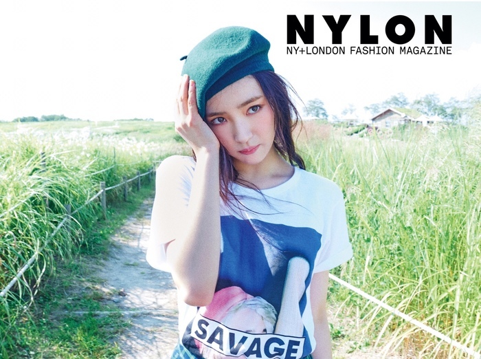 申世景雜誌寫真公開 大自然中展清新風(NYLON)_2015_01