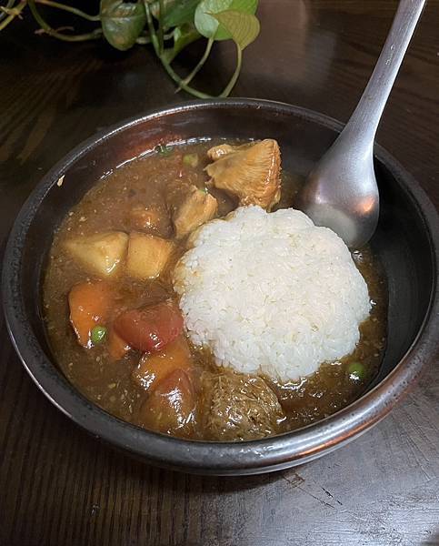 [新竹]一鮮素素食小館(排餐、火鍋、丼飯、麵疙瘩、烏龍麵)