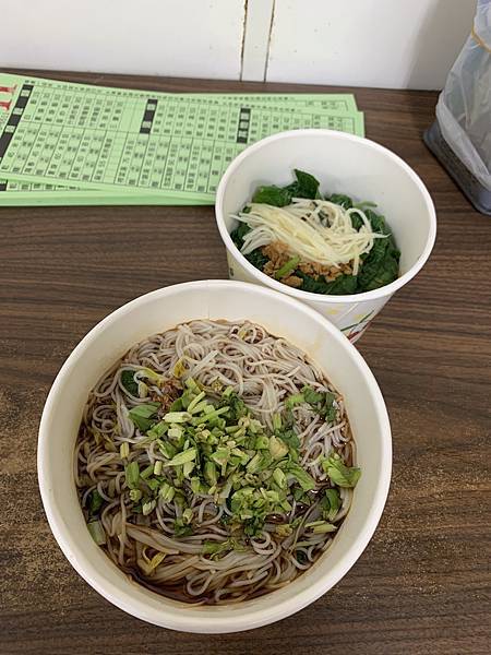 [台北]捷運台北車站-修圓素食-台北車站高人氣平價素食小吃