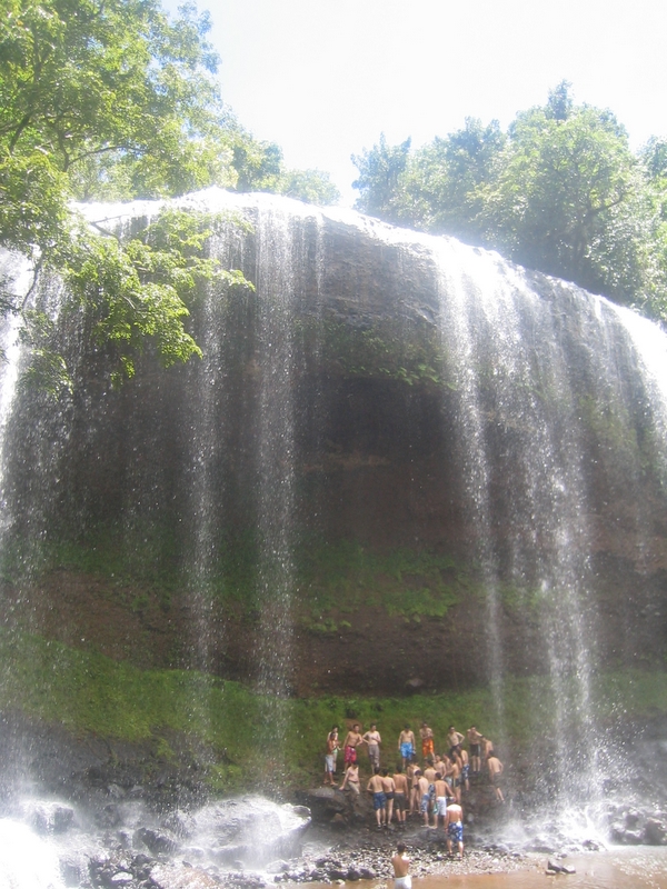 Ngardmau Waterfall 天使瀑布