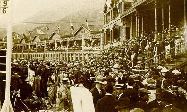 1927年跑馬場看台