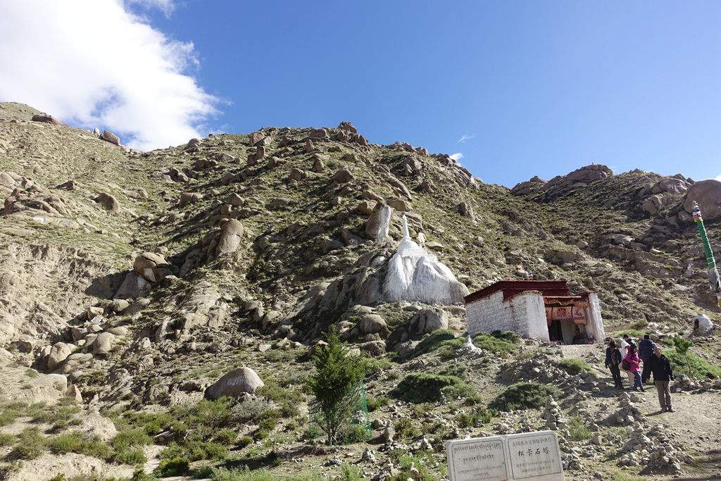 【中國西藏】松卡石塔．藏王松贊干布與蓮花生大士見面處