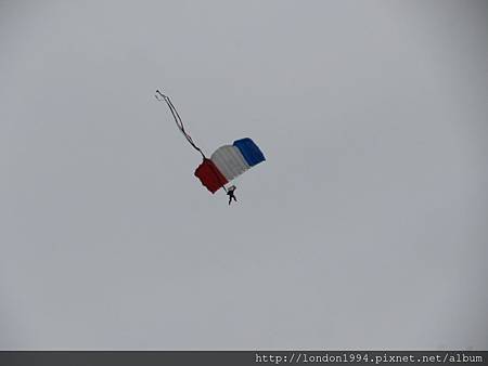 百年國慶跳伞