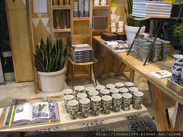 美國生活複合店Anthropologie