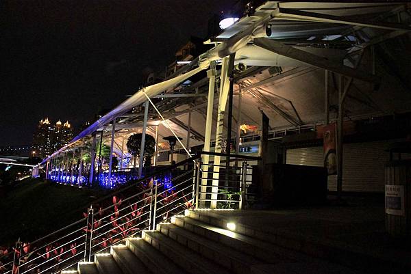 8 龍門帆布 帆布工程 遮陽棚 遮雨棚 鋁架帆布 伸縮帆布 升降帆布 鐵架帆布 造型帆布 百摺天棚 天幕百褶帆布 活動帳棚 訂做帳棚 活動車庫 訂做車庫.jpg 8 龍門帆布 帆布工程 遮陽棚 遮雨棚 鋁架帆布 伸縮帆布 升降帆布 鐵架帆布 造型帆布 百摺天棚 天幕百褶帆布 活動帳棚 訂做帳棚 活動車庫 訂做車庫.jpg