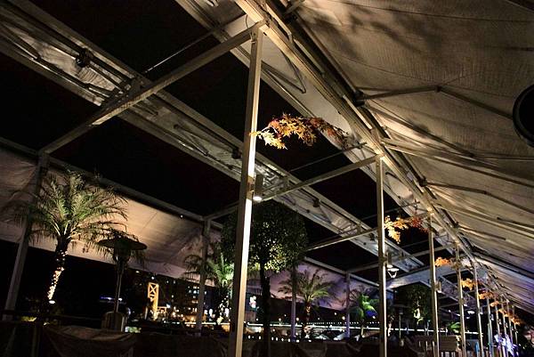 10 龍門帆布 帆布工程 遮陽棚 遮雨棚 鋁架帆布 伸縮帆布 升降帆布 鐵架帆布 造型帆布 百摺天棚 天幕百褶帆布 活動帳棚 訂做帳棚 活動車庫 訂做車庫.jpg 10 龍門帆布 帆布工程 遮陽棚 遮雨棚 鋁架帆布 伸縮帆布 升降帆布 鐵架帆布 造型帆布 百摺天棚 天幕百褶帆布 活動帳棚 訂做帳棚 活動車庫 訂做車庫.jpg