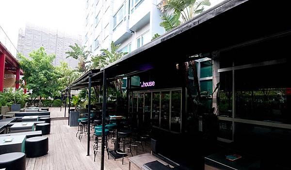 6 龍門帆布 帆布工程 遮陽棚 遮雨棚 鋁架帆布 伸縮帆布.jpg 6 龍門帆布 帆布工程 遮陽棚 遮雨棚 鋁架帆布 伸縮帆布.jpg