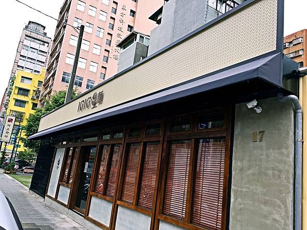 4 龍門帆布有限公司 帆布工程 帆布行 遮陽棚 遮雨棚 鋁架帆布 伸縮帆布 升降帆布 造型鐵架帆布 造型帆布 百摺天棚 天幕百褶帆布 活動帳棚 訂做帳棚 活動車庫 訂做車庫 歐式帆布 廣告帆布 球型帳篷 透明球型帳棚.jpg