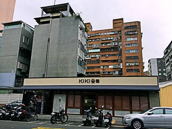 3 龍門帆布有限公司 帆布工程 帆布行 遮陽棚 遮雨棚 鋁架帆布 伸縮帆布 升降帆布 造型鐵架帆布 造型帆布 百摺天棚 天幕百褶帆布 活動帳棚 訂做帳棚 活動車庫 訂做車庫 歐式帆布 廣告帆布 球型帳篷 透明球型帳棚.jpg 3 龍門帆布有限公司 帆布工程 帆布行 遮陽棚 遮雨棚 鋁架帆布 伸縮帆布 升降帆布 造型鐵架帆布 造型帆布 百摺天棚 天幕百褶帆布 活動帳棚 訂做帳棚 活動車庫 訂做車庫 歐式帆布 廣告帆布 球型帳篷 透明球型帳棚.jpg