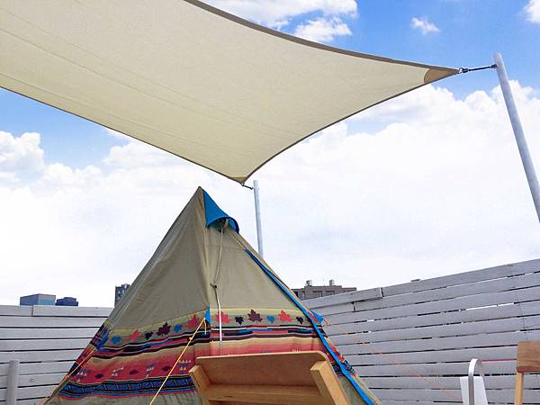 4 龍門帆布有限公司 帆布工程 帆布行 遮陽棚 遮雨棚 鋁架帆布 伸縮帆布 升降帆布 造型鐵架帆布 造型帆布 百摺天棚 天幕百褶帆布 活動帳棚 訂做帳棚 活動車庫 訂做車庫 歐式帆布 廣告帆布 球型帳篷 透明球型帳棚 遮陽網.jpg