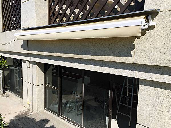 5 龍門帆布有限公司 帆布工程 帆布行 遮陽棚 遮雨棚 鋁架帆布 伸縮帆布 升降帆布 造型鐵架帆布 造型帆布 百摺天棚 天幕百褶帆布 活動帳棚 訂做帳棚 活動車庫 訂做車庫 歐式帆布 廣告帆布 球型帳篷 透明球型帳棚 風箏遮陽網 遮陽風箏.jpg 5 龍門帆布有限公司 帆布工程 帆布行 遮陽棚 遮雨棚 鋁架帆布 伸縮帆布 升降帆布 造型鐵架帆布 造型帆布 百摺天棚 天幕百褶帆布 活動帳棚 訂做帳棚 活動車庫 訂做車庫 歐式帆布 廣告帆布 球型帳篷 透明球型帳棚 風箏遮陽網 遮陽風箏.jpg