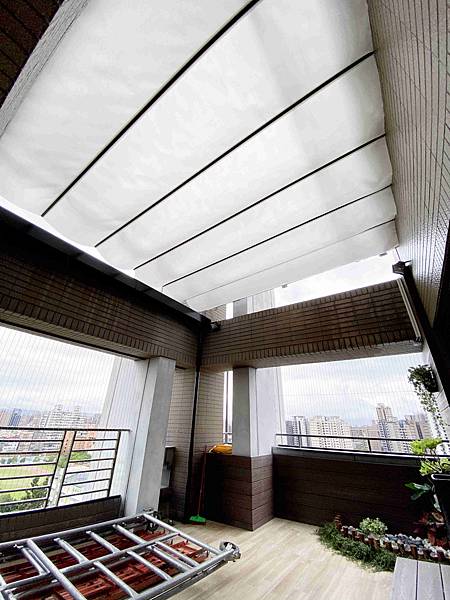 4 龍門帆布有限公司 帆布工程 帆布行 遮陽棚 遮雨棚 鋁架帆布 伸縮帆布 升降帆布 造型鐵架帆布 造型帆布 百摺天棚 天幕百褶帆布 活動帳棚 訂做帳棚 活動車庫 訂做車庫 歐式帆布 廣告帆布 球型帳篷 透明球型帳棚 風箏遮陽網 遮陽風箏.jpg 4 龍門帆布有限公司 帆布工程 帆布行 遮陽棚 遮雨棚 鋁架帆布 伸縮帆布 升降帆布 造型鐵架帆布 造型帆布 百摺天棚 天幕百褶帆布 活動帳棚 訂做帳棚 活動車庫 訂做車庫 歐式帆布 廣告帆布 球型帳篷 透明球型帳棚 風箏遮陽網 遮陽風箏.jpg