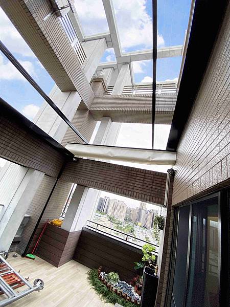 3 龍門帆布有限公司 帆布工程 帆布行 遮陽棚 遮雨棚 鋁架帆布 伸縮帆布 升降帆布 造型鐵架帆布 造型帆布 百摺天棚 天幕百褶帆布 活動帳棚 訂做帳棚 活動車庫 訂做車庫 歐式帆布 廣告帆布 球型帳篷 透明球型帳棚 風箏遮陽網 遮陽風箏.jpg 3 龍門帆布有限公司 帆布工程 帆布行 遮陽棚 遮雨棚 鋁架帆布 伸縮帆布 升降帆布 造型鐵架帆布 造型帆布 百摺天棚 天幕百褶帆布 活動帳棚 訂做帳棚 活動車庫 訂做車庫 歐式帆布 廣告帆布 球型帳篷 透明球型帳棚 風箏遮陽網 遮陽風箏.jpg