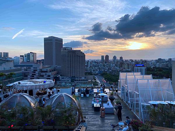 11 龍門帆布有限公司 帆布工程 帆布行 遮陽棚 遮雨棚 鋁架帆布 伸縮帆布 升降帆布 造型鐵架帆布 造型帆布 百摺天棚 天幕百褶帆布 活動帳棚 訂做帳棚 活動車庫 訂做車庫 歐式帆布 廣告帆布 球型帳篷 透明球型帳棚 風箏遮陽網 遮陽風箏.jpg 11 龍門帆布有限公司 帆布工程 帆布行 遮陽棚 遮雨棚 鋁架帆布 伸縮帆布 升降帆布 造型鐵架帆布 造型帆布 百摺天棚 天幕百褶帆布 活動帳棚 訂做帳棚 活動車庫 訂做車庫 歐式帆布 廣告帆布 球型帳篷 透明球型帳棚 風箏遮陽網 遮陽風箏.jpg