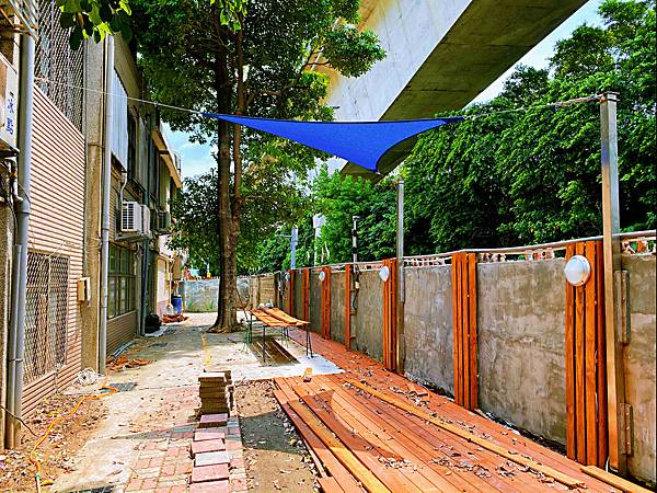 14 龍門帆布有限公司 帆布工程 帆布行 遮陽棚 遮雨棚 鋁架帆布 伸縮帆布 升降帆布 造型鐵架帆布 造型帆布 百摺天棚 天幕百褶帆布 活動帳棚 訂做帳棚 活動車庫 訂做車庫 歐式帆布 廣告帆布 球型帳篷 透明球型帳棚 風箏遮陽網 遮陽風箏.jpg 14 龍門帆布有限公司 帆布工程 帆布行 遮陽棚 遮雨棚 鋁架帆布 伸縮帆布 升降帆布 造型鐵架帆布 造型帆布 百摺天棚 天幕百褶帆布 活動帳棚 訂做帳棚 活動車庫 訂做車庫 歐式帆布 廣告帆布 球型帳篷 透明球型帳棚 風箏遮陽網 遮陽風箏.jpg