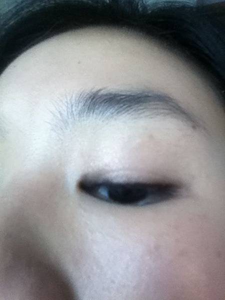 simple make up eyeliner left