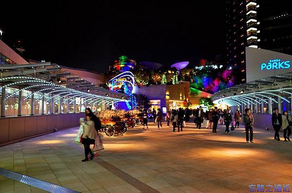 27-Namba Parks.jpg