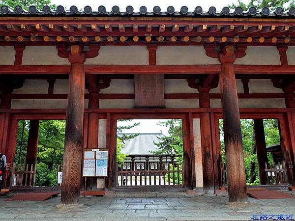 4唐招提寺南大門.jpg