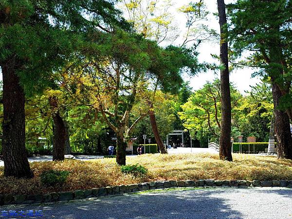 26伊勢神宮外宮參道前.jpg