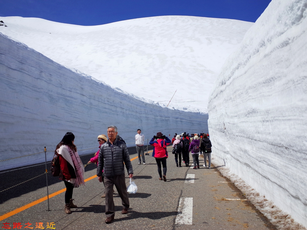 34黑部立山雪之大谷.jpg