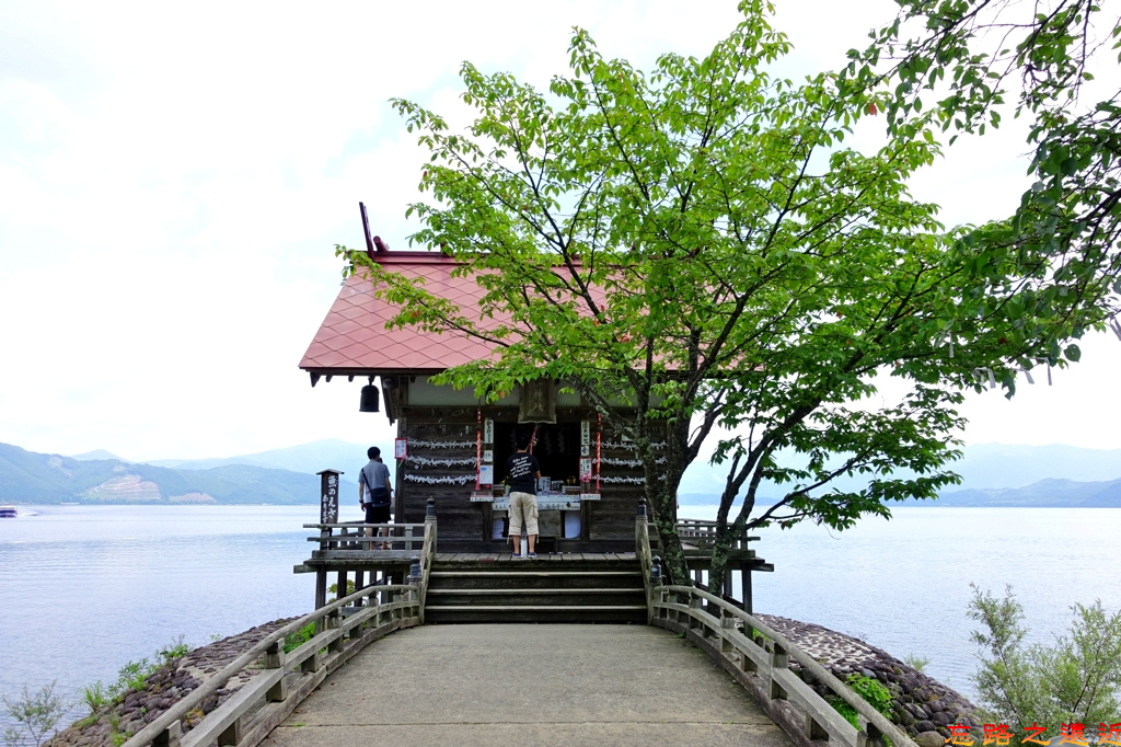 14田澤湖浮木神社-1.jpg