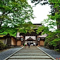 10高野山金剛峯寺正門.jpg