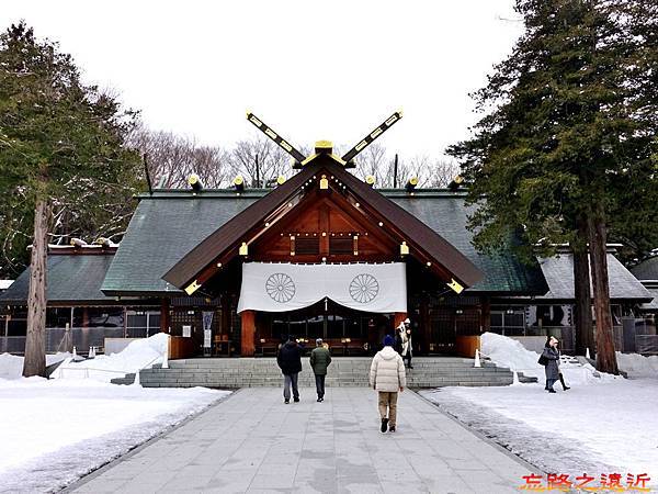 21北海道神宮拜殿.jpg