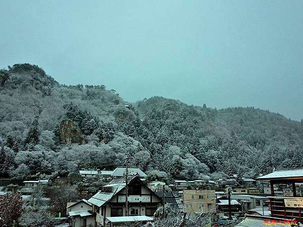 44山寺車站月台遠眺.jpg