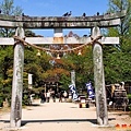 15吉香神社鳥居.jpg