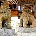 38籠神社狛犬.jpg