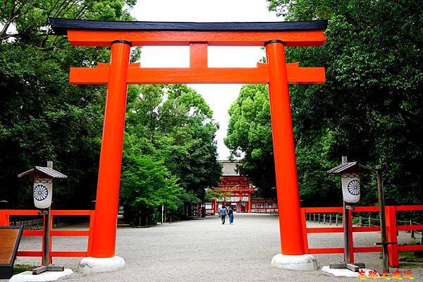 45下鴨神社南口鳥居.jpg