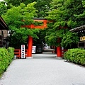 61下鴨神社西參道鳥居.jpg