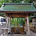 04川越冰川神社手水洗.jpg